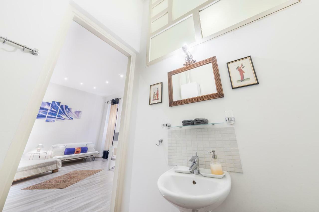 Atlanta Apartment Is In The Heart Of Boedapest Buitenkant foto